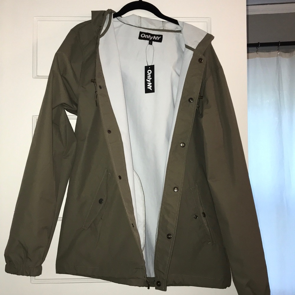 Only NY raincoat with snaps up buttons size L